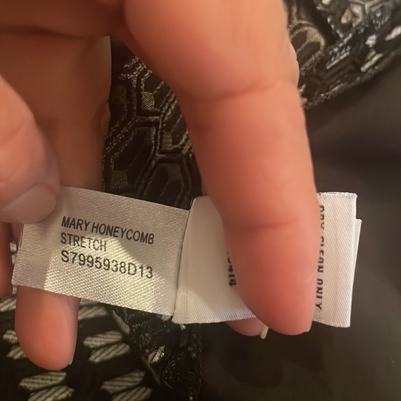 Diane Von Furstenberg Textured Lace Mary Honeycomb Stretch Trousers - Picture 10 of 10